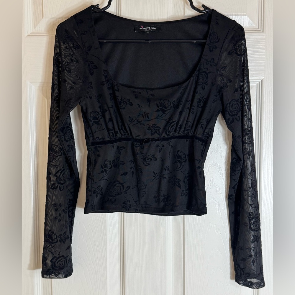 Mixed Threads Black Floral Mesh Long Sleeve Top Medium Velvet Bow Goth Y2K